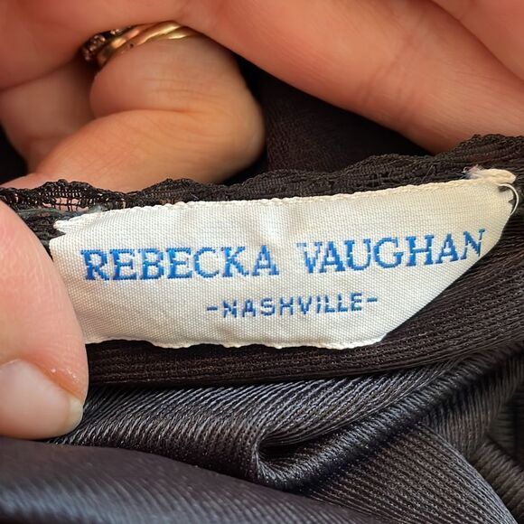 Vtg 70s Formfit Rogers black lace nightgown & robe - Picture 12 of 12